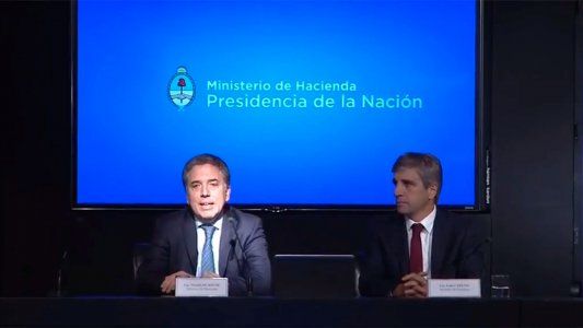 Caputo y Dujovne dijeron que hubo un “voto de confianza en el país” y resaltaron la “coordinación” del equipo