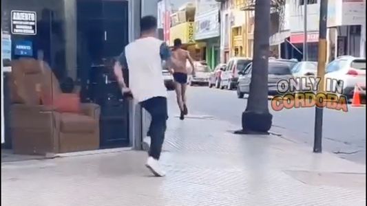 Escándalo en Córdoba: captan en video a pata de lana en comprometida huida