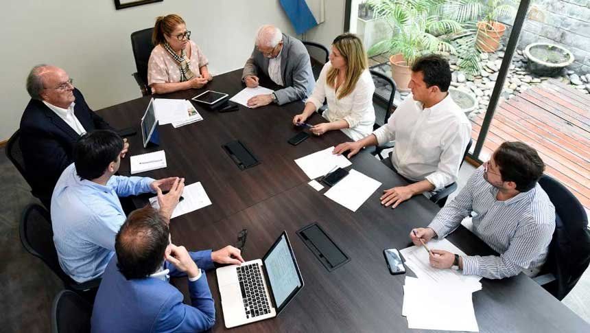 Massa sobre el acuerdo con el FMI: “No es un acuerdo justo. Nos hipoteca el futuro para toda una generación y no resuelve los problemas”