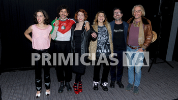 Sofía Gala y elenco 2.png
