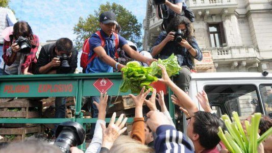 Verdurazo: regalarán 30 mil kilos de mercadería frente al Congreso en busca de una ley de acceso a la tierra