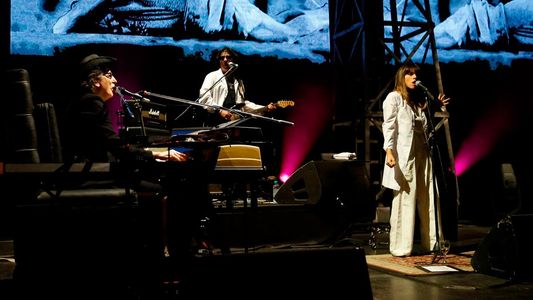 Charly volvió al escenario y la rompió en el teatro Coliseo