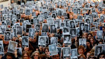 Alberto Fernández, a 26 años del atentado a la AMIA: Tenemos una deuda que debemos saldar
