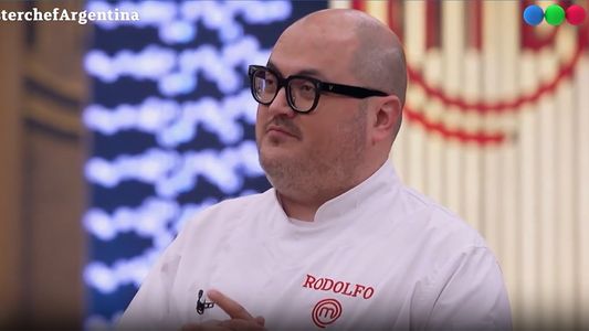 Rodolfo destrozó sin piedad el menú de su rival Estefanía en la gran final de MasterChef