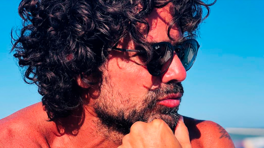 Luciano Castro habló de las fotos íntimas donde se lo ve completamente desnudo