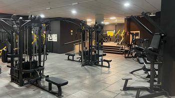 Brutal ataque en un gimnasio: dejaron inconsciente a un profesor de boxeo y quedó grabado Brutal ataque en un gimnasio: dejaron inconsciente a un profesor de boxeo y quedó grabado