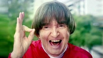 Carlitos Balá, a los 95 años, se vacunó contra el coronavirus: Impecable la organización del Luna Park