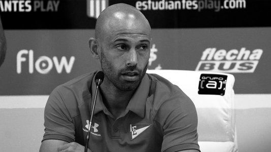En contra de todos los pronósticos, Javier Mascherano anunció su retiro del fútbol