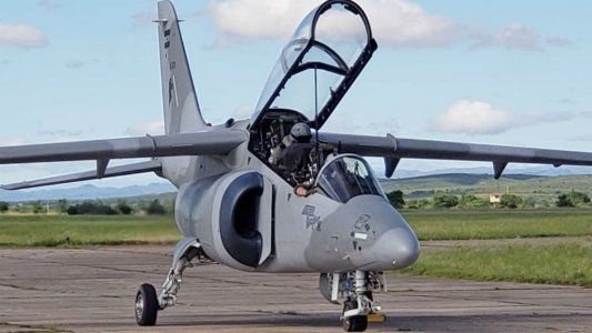 Guatemala deja en suspenso la compra de los dos aviones Pampa III