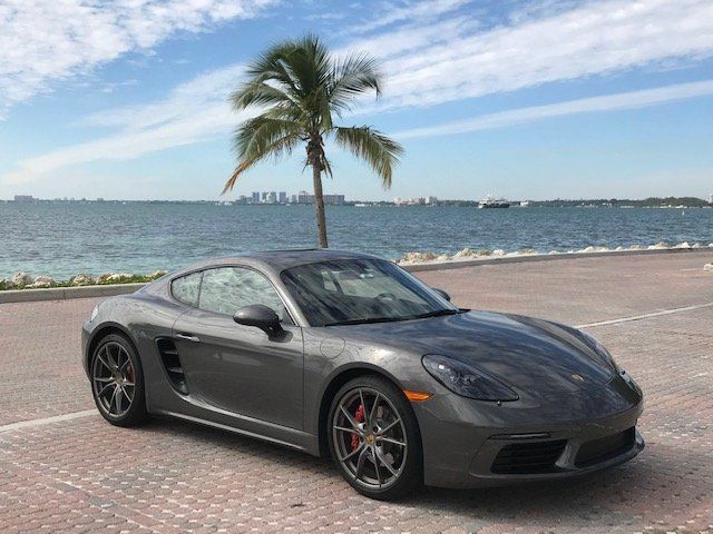 Test Drive exclusivo. Porsche Cayman S: El Rey de las Curvas