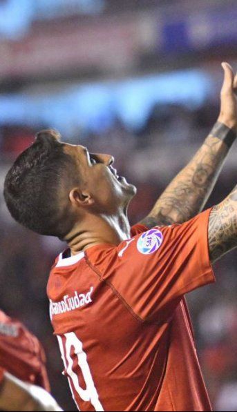 Independiente se puso al día con un 4 a 0 ante San Martín de Tucumán que lo mete en la pelea