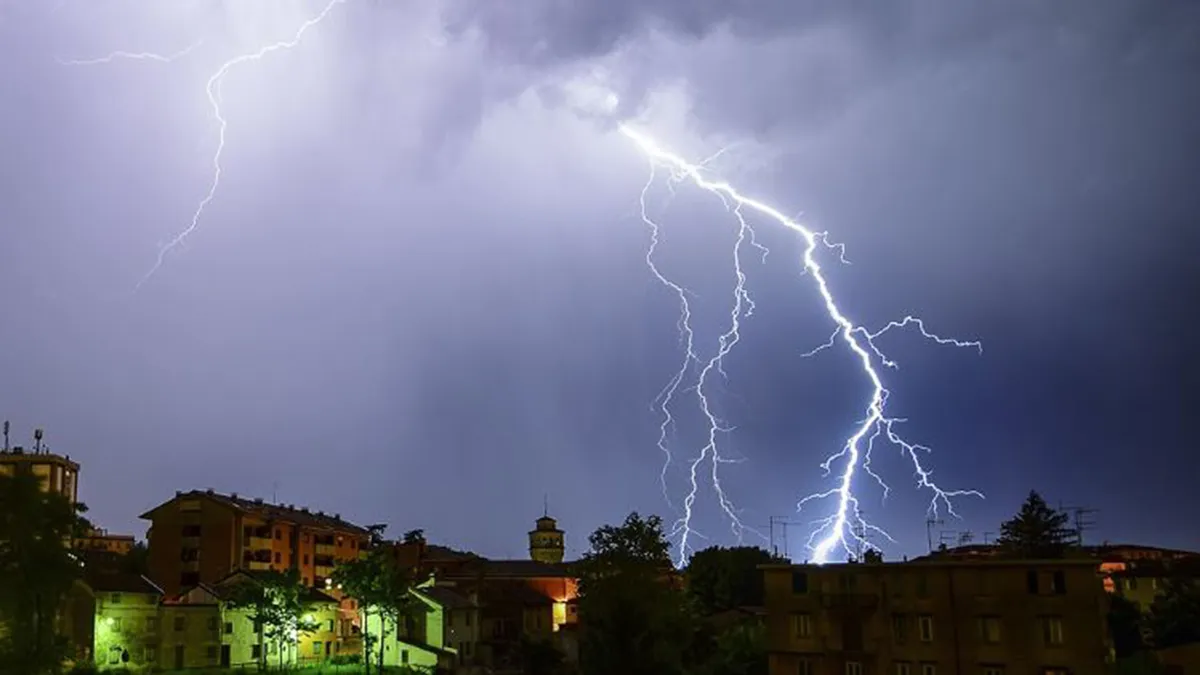 La llegada del ciclón tropical Mario y el frente frío 2 anticipan un fin de semana de lluvias intensas en más de 10 estados