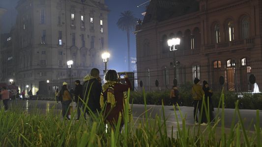El humo por los incendios en el Delta llegó de nuevo a la Ciudad de Buenos Aires