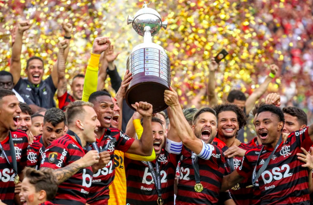 River lo ganaba hasta el minuto 89, pero se lo dieron vuelta y Flamengo es el nuevo campeón de América