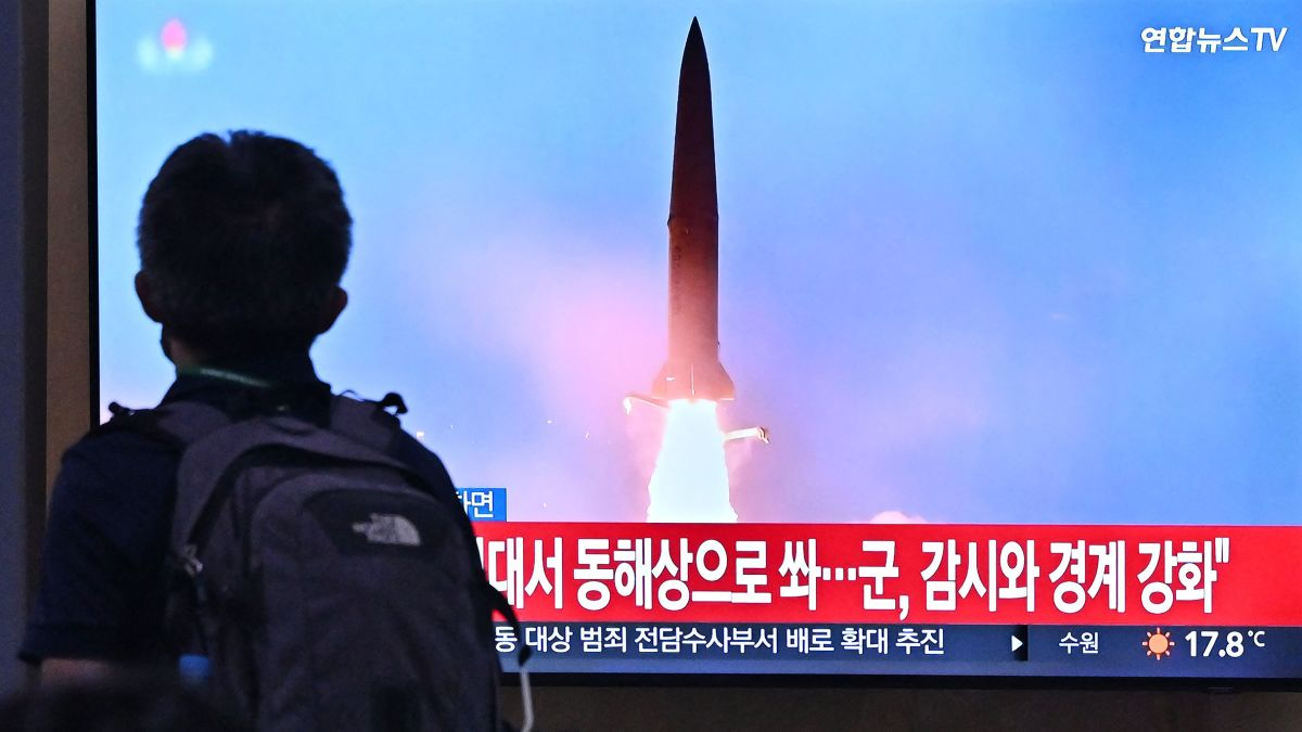 Corea del Norte vuvle a hacer pruebas bélicas cerca del territorio de Japón. (Foto CNN)