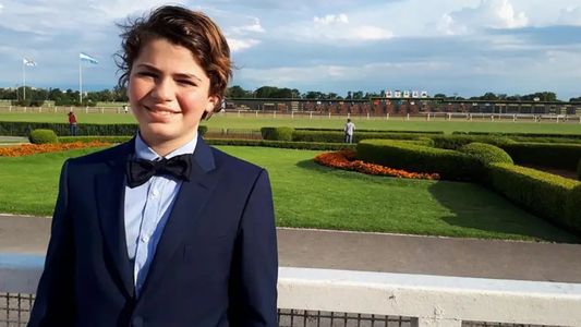 La historia del cantante lírico que le cantó al Papa y a Maradona, y luego protagonizó un accidente en Palermo