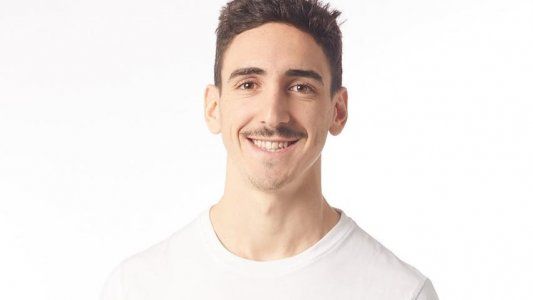 Gabriel tiene 24, arrancó a emprender por una alergia y hoy vende productos a todo el país