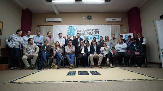 El peronismo “federal” no pudo llevar a los gobernadores, pero consiguió al massismo