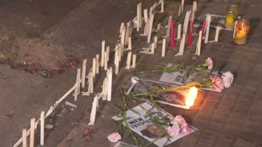 Profundo dolor en el velorio de Kim: velas, silencio y pedido de Justicia