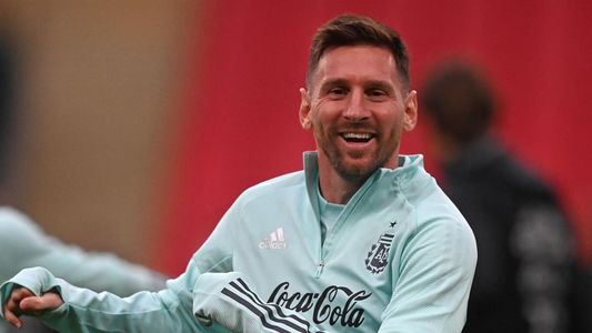 La reacción de Messi al ver la multitud argentina en Wembley en la previa de la Finalissima
