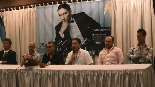 La conferencia de prensa de Agostini presentando 20-20