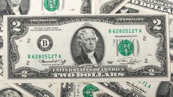 El dólar tocó su valor más bajo desde septiembre y crecen las señales de calma cambiaria