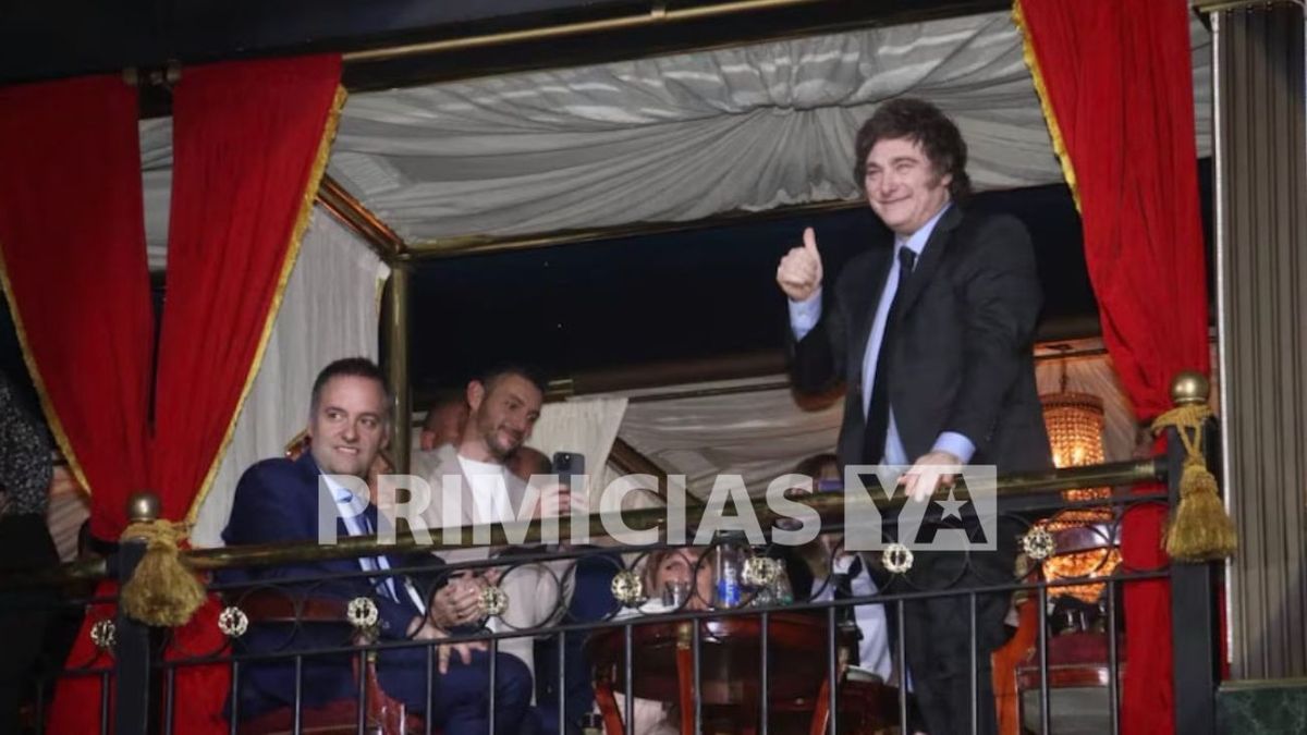 roberto piazza desfile famosos 12.jpg