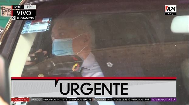 Así se retiraba dado de alta el ministro de Salud Ginés González García