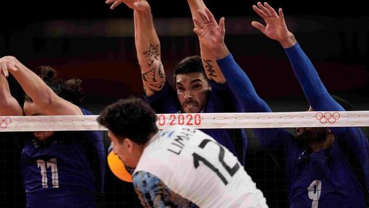 Argentina pudo hacer poco ante Francia e irá por el bronce ante Brasil