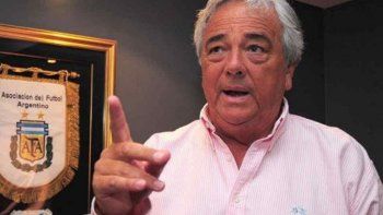 De codearse con las estrellas del fútbol mundial a la condena por corrupción por el FIFAGate: ¿Quién es José Luis Meiszner?