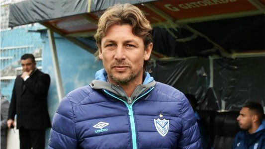 Heinze se cruzó feo con un periodista luego de la derrota de Vélez: Nunca vas a estar dentro de la cancha
