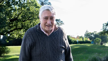 Murió Guillermo Salatino a los 80 años: luto en el tenis y el periodismo argentino