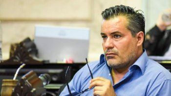 el diputado que renuncio por tener sexo penso que su camara estaba apagada: le di un beso en la teta, no paso nada el diputado que renuncio por tener sexo penso que su camara estaba apagada: le di un beso en la teta, no paso nada