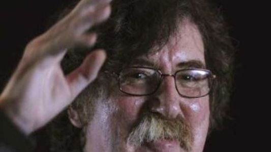 Charly García recibió el alta médica y está en su casa
