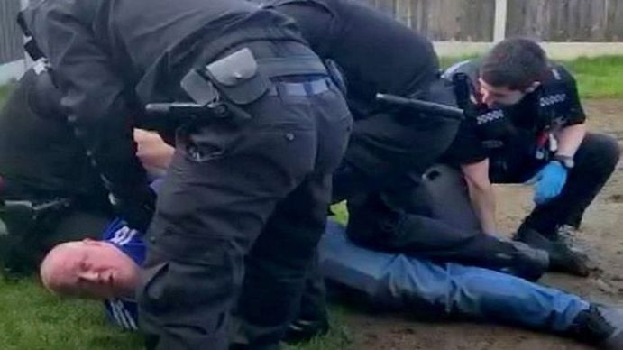 Tiene una enfermedad terminal, quiso cumplir un último deseo antes de morir y terminó preso