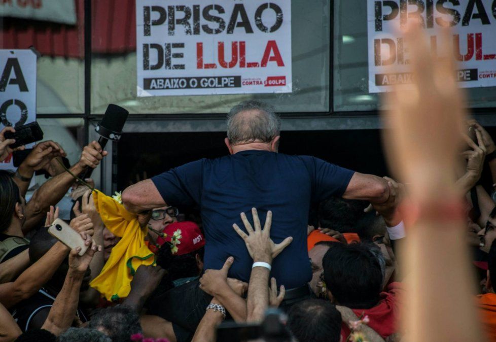 Lula: Voy a cumplir el mandato de prisión