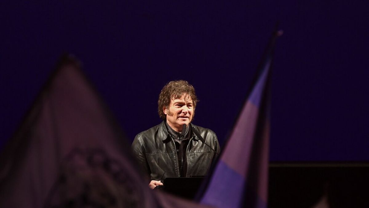 Javier Milie recordó la historia de su gobierno.