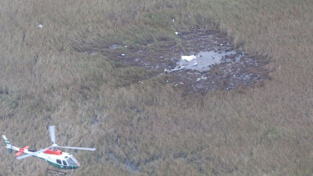 Encuentran los restos del avión en el que viajaba el ministro de Agricultura de Paraguay: no hay sobrevivientes