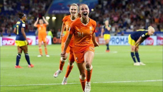 Mundial femenino: Holanda le ganó a Suecia en tiempo suplementario y jugará la final ante Estados Unidos