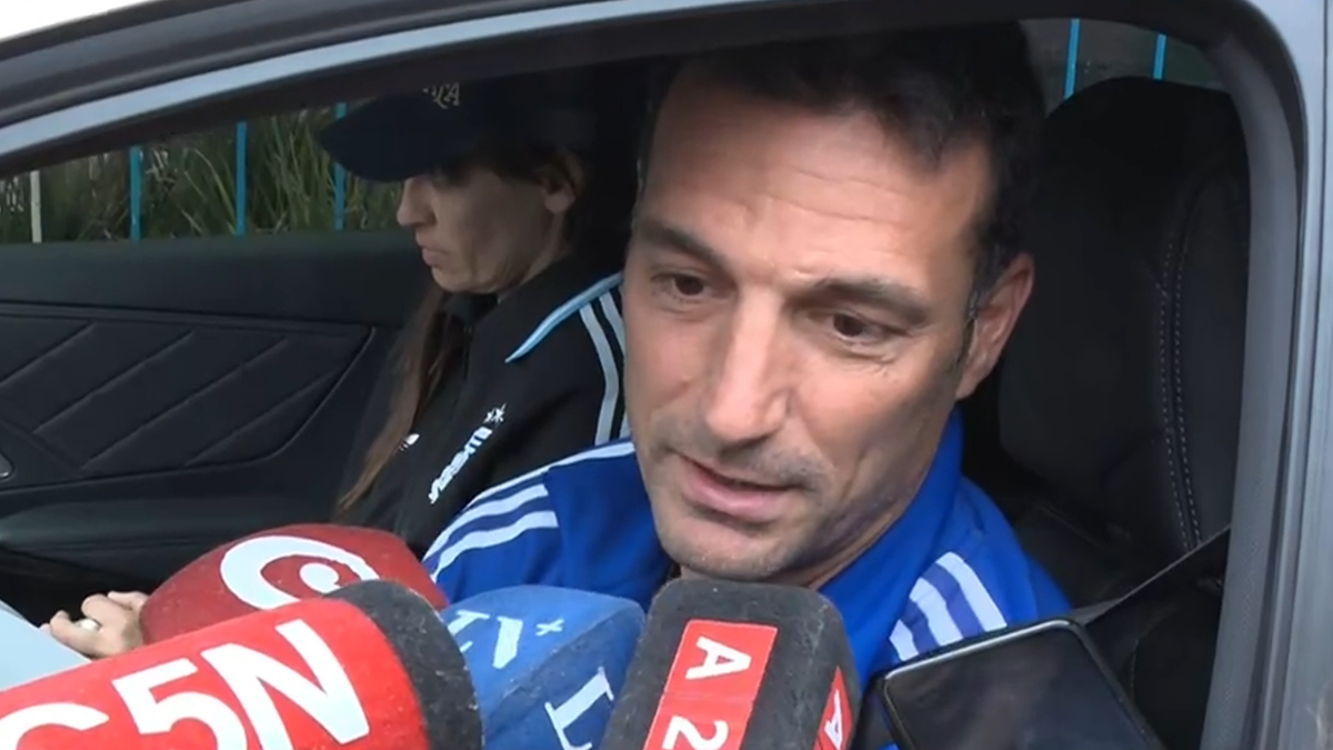 Scaloni rompió el silencio a la salida del predio de la AFA: qué dijo sobre la arenga de Messi y su continuidad como DT