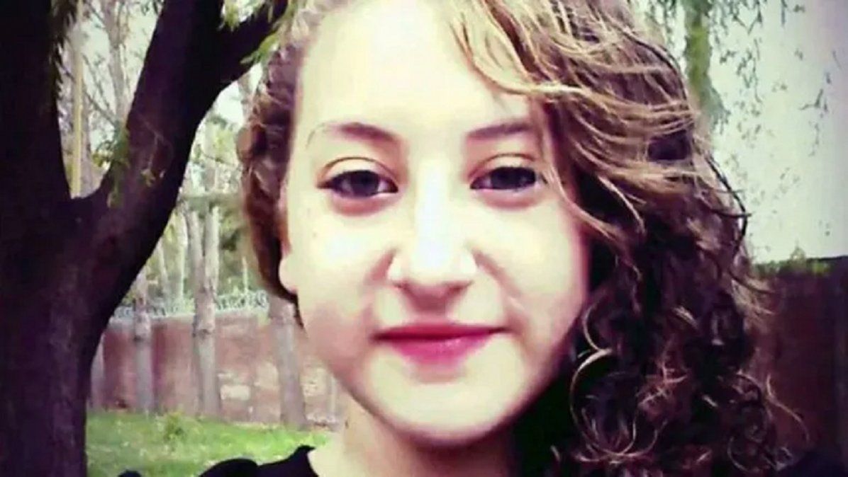 Agostina Gisfman tenía 22 años. Encontraron su cuerpo calcinado en un basural.