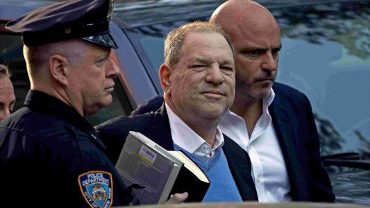 Harvey Weinstein pagó un millón de dólares y quedó en libertad, pero con una tobillera electrónica