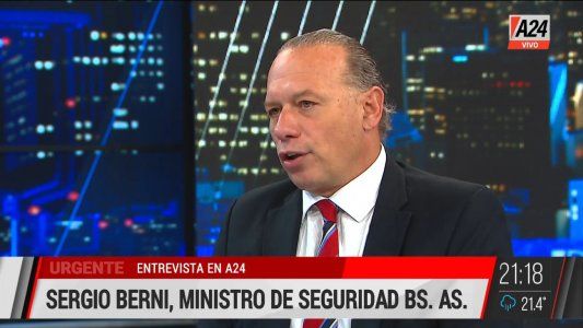 Mientras el Gobierno negocia la postergación de las PASO, Berni opinó: Carece de importancia