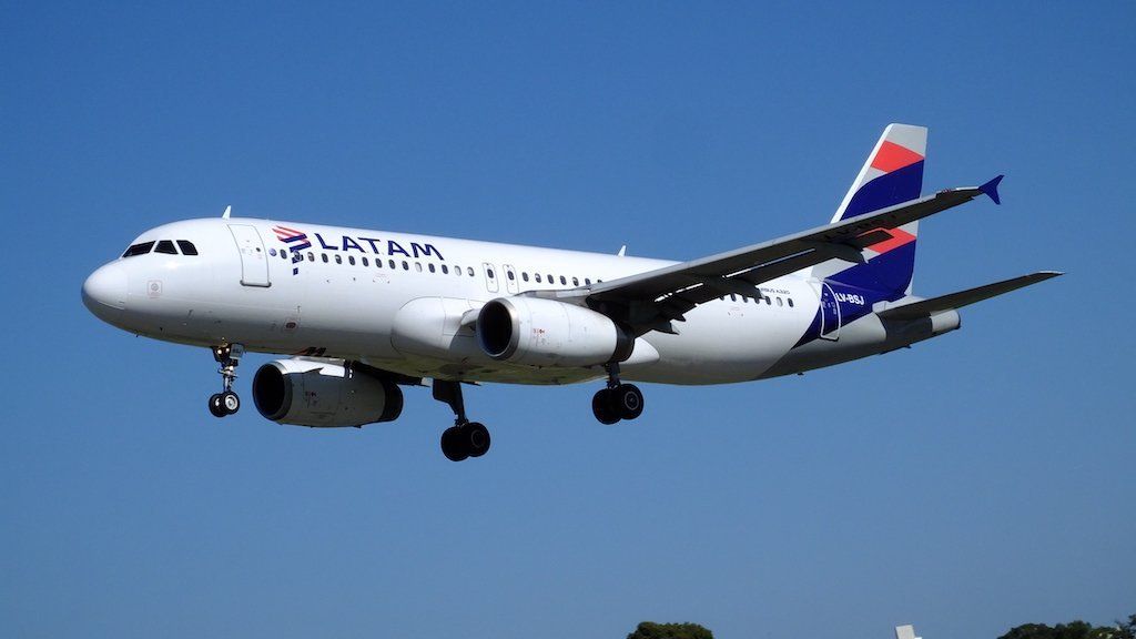 LAN, filial argentina de Latam, formalizó el cese de sus actividades en el país