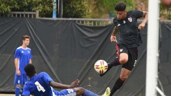 Con cuatro goles de Carrascal, River goleó 7-0 a Ventura Fusion en un nuevo amistoso en Los Angeles