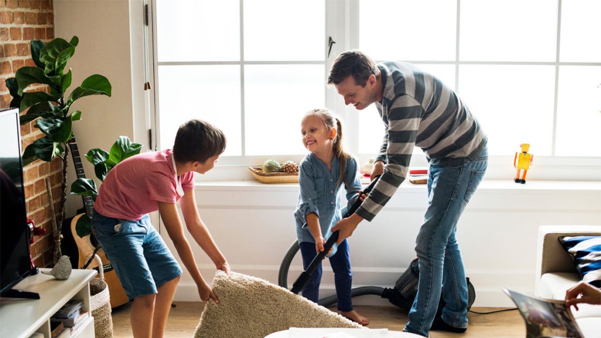 Desde el sector inmobiliario reconocen que existen algunos propietarios que le piden especialmente que no le alquilen a familias con niños (Foto: enfoquealafamilia.com).