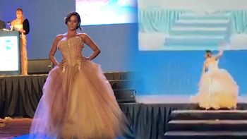 Terrible blooper en la pasarela de Karina Jelienk: ¡Se cayó en una escalera!