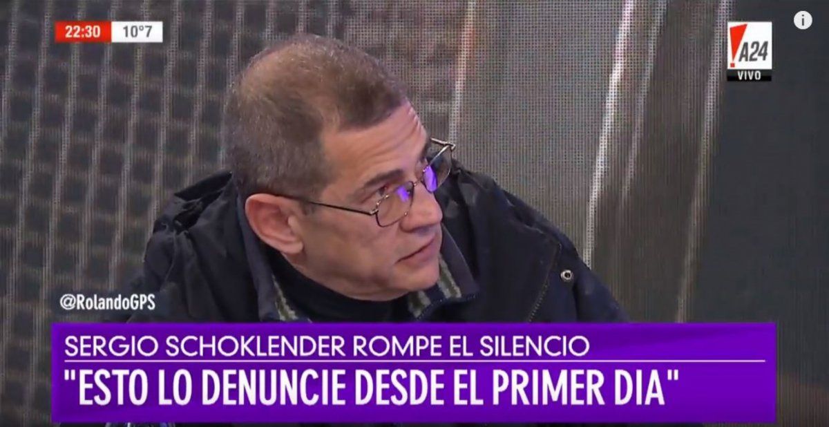 Volvió Schoklender y dijo que la plata de los bolsos está en el exterior