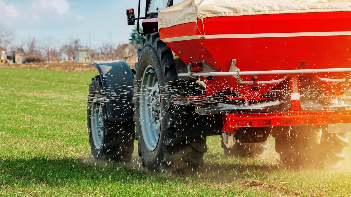 Por una mayor oferta y la caída de la demanda se registra una baja del precio de los fertilizantes.