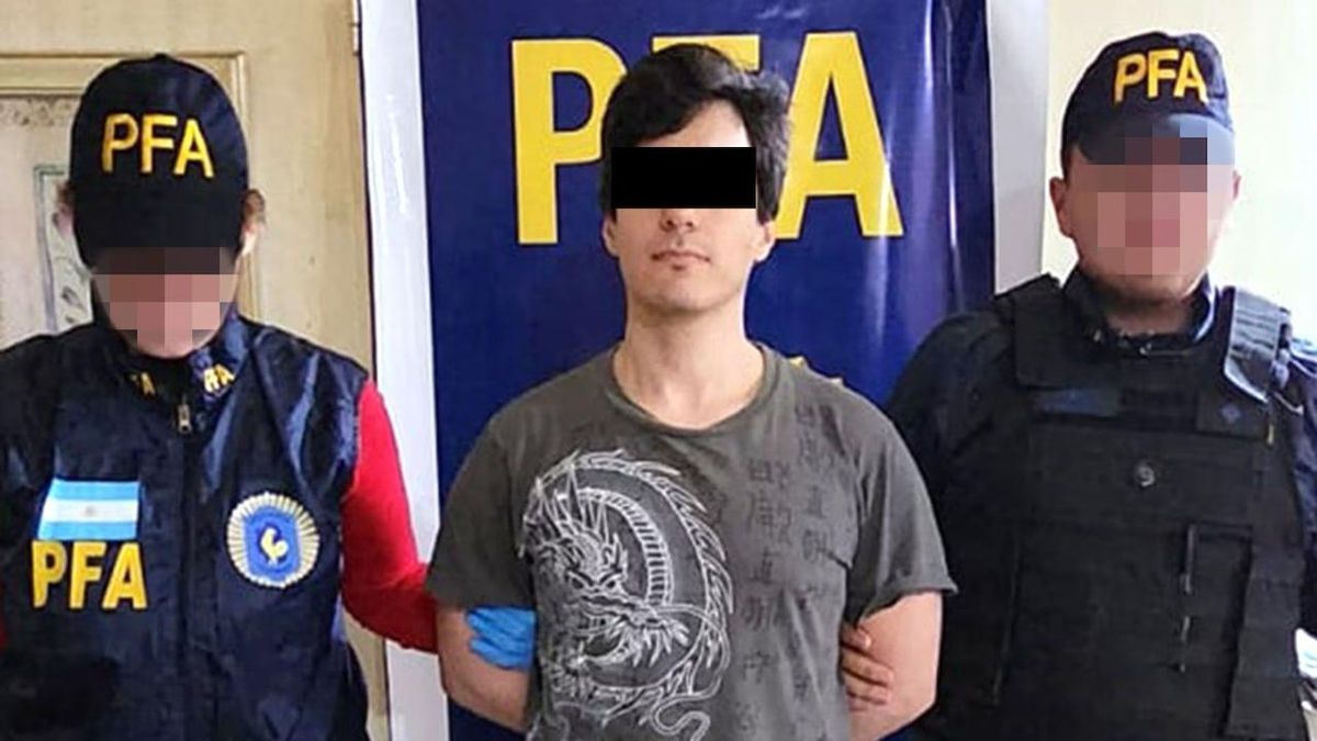 El detenido en Villa Urquiza. (Foto: Policía)